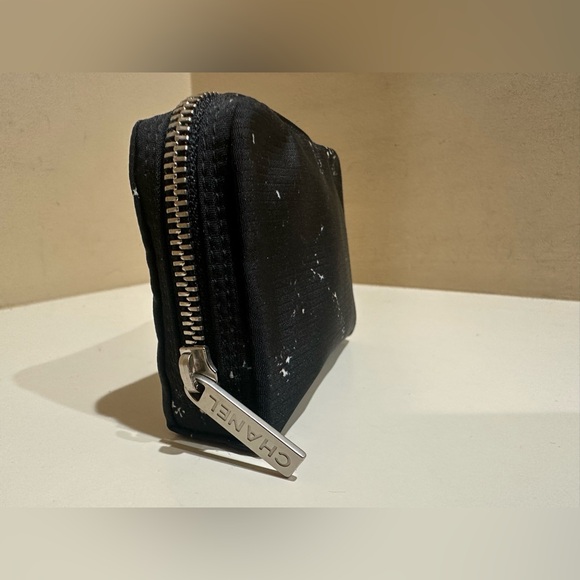 Chanel Logo Travel Ligne Coin Zip Pouch - Picture 2 of 11